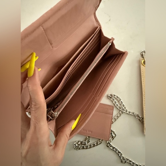 MIU MIU Mattalasse quilted leather rhinestone wallet - Picture 8 of 15